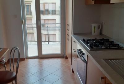 Proprietar ,;inchiriez apartament 3 camere-deosebit în zona liniștită., - 7