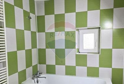 Casă individuală cu 6 camere cu Teren 300 Mp în Mihai Viteazu - 5