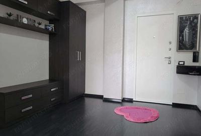 Apartament cu 2 camere decomandat în Tei