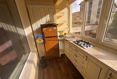 Apartament 4 camere de vanzare ,etaj 1 89,67 mp - Zona centrala - 14