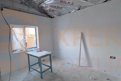 Casă cu 4 camere cu Teren 150 Mp în Central - 7