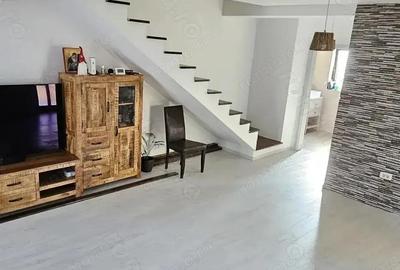 Casă cu 4 camere în Giroc