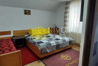 Casă cu 7 camere cu Teren 700 Mp în Praid - 15