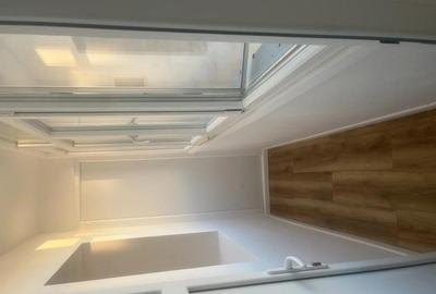 Apartament cu 3 camere decomandat în Drumul Taberei