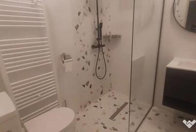 Apartament cu 3 camere semidecomandat în Central - 9