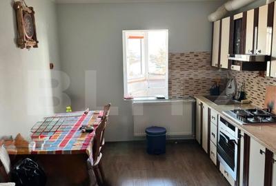 Apartament cu 2 camere în Micro 21 - 4