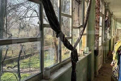 Casă cu 5 camere cu Teren 600 Mp în Central - 2