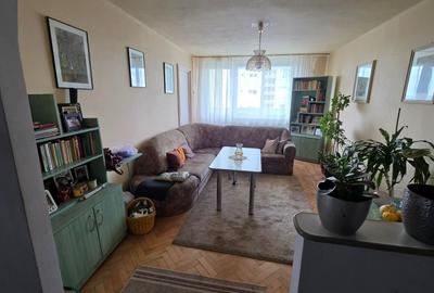 Apartament cu 2 camere semidecomandat în Semicentral