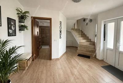 Casă cu 4 camere în Dumbrăvița - 3