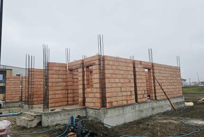 Duplex  P+E individualizat in Mosnita - 2