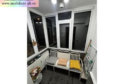 Apartament cu 3 camere decomandat, mobilat în Central
