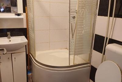 Garsonieră în Podu Roș