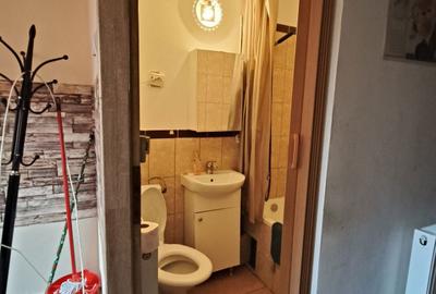 Garsonieră semidecomandată în Central - 2