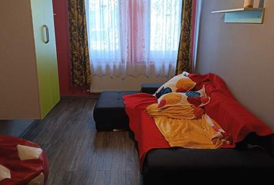 Garsonieră decomandată în Bucium - 4