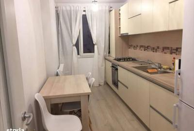 Apartament cu 3 camere decomandat în Central - 2