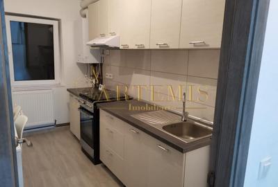 Apartament de 4 camere, decomandat, 82 mp., zona Stefan cel MARE. - 1