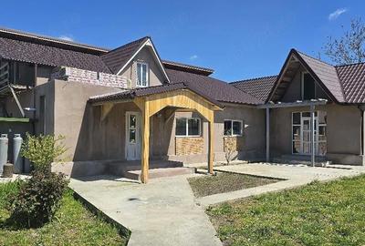 Casă cu 3 camere cu Teren 790 Mp în Poarta Albă - 3