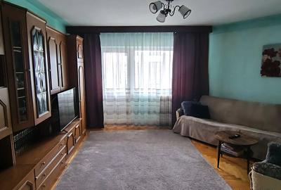 Apartament cu 4 camere decomandat, mobilat în Metalurgie - 2