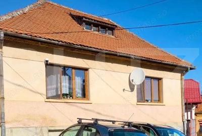 Apartament cu 3 camere decomandat, mobilat în Central - 7