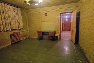 Apartament cu 4 camere în Decebal - 6