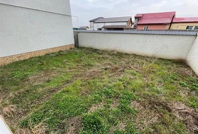 Casă cu 5 camere în Central