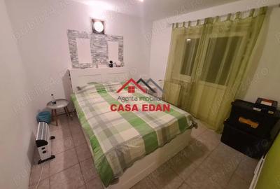 Casă cu 3 camere decomandat în Central - 2