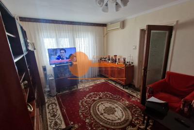Apartament cu 4 camere semidecomandat, mobilat în Crângași