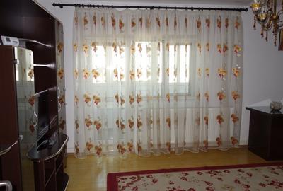Apartament cu 2 camere semidecomandat, mobilat în Central - 4