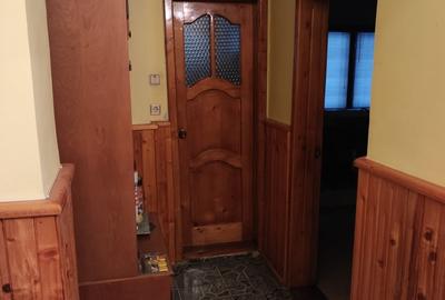 Apartament cu 4 camere decomandat în Micro 3 - 2