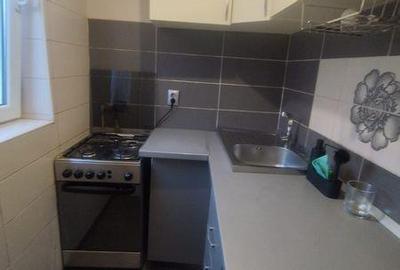Apartament cu 3 camere semidecomandat, mobilat în Central - 4