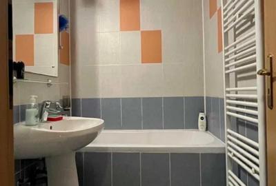 Apartament cu 3 camere semidecomandat în Central - 7