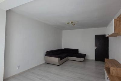 Apartament cu 3 camere decomandat în Titan - 5