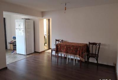 Casă cu 10 camere cu Teren 1500 Mp în Săcueni - 6