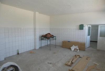 Spațiu comercial, de 370 mp, în Central - 3