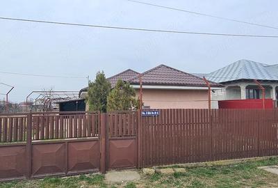 Casă cu Teren 1796 Mp în Central - 7