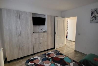 Apartament cu 4 camere decomandat în Ampoi 2 - 4