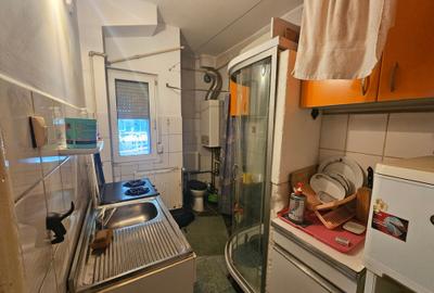Apartament cu 2 camere semidecomandat în Berceni - 6