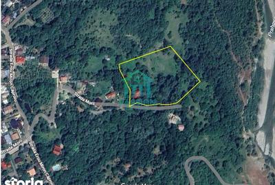 Teren de 11230 mp, în Central - 7