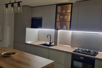 APARTAMENT DE LUX,pe frumosul Bulevard DECEBAL,stradal,monolit,utilat,mobilatLUX APARTAMENT DE LUX,pe frumosul Bulevard DECEBAL,stradal,monolit,utilat,mobilatLUX - 3