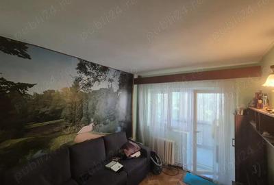 Apartament 4 camere Zamca de vanzare