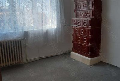 Ap. 2 camere, decomandat, NEAMENAJAT, 53m2, etaj 4 4, bloc CEC, Panciu - 6