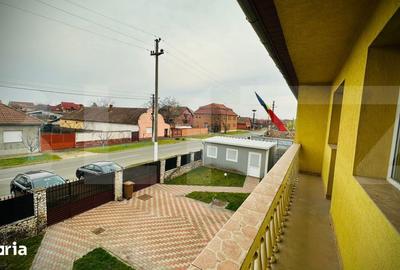 Apartament cu 5 camere în Gai - 4