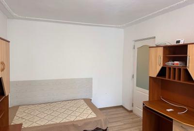 Garsonieră decomandată în Central - 1