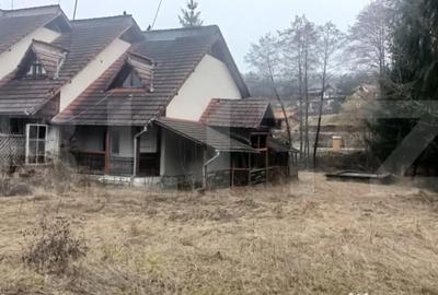 Casă cu 3 camere cu Teren 1000 Mp în Central - 9