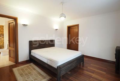 Vilă superba cu 8 camere, mobilata modern, piscina - 11