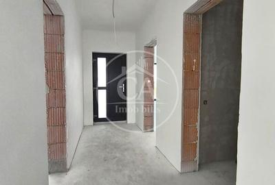 Casă cu 4 camere decomandat cu Teren 553 Mp în Sântandrei - 13