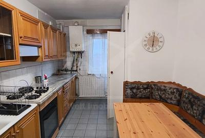 Apartament cu 3 camere decomandat în Zorilor - 10