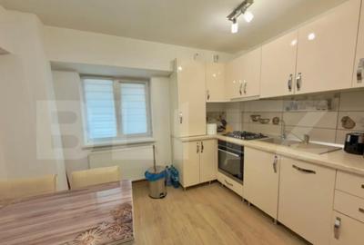 Apartament cu 4 camere decomandat în 1 Mai - 11