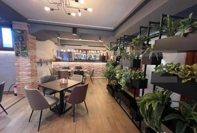 Spațiu comercial, de 500 mp, în Central - 3