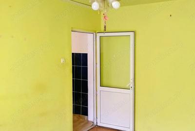 Apartament cu 3 camere semidecomandat în Șagului - 3